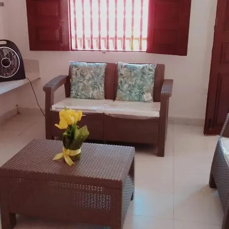 Ciudad Amurallada Homestay *