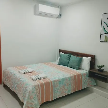 Ciudad Amurallada Homestay *